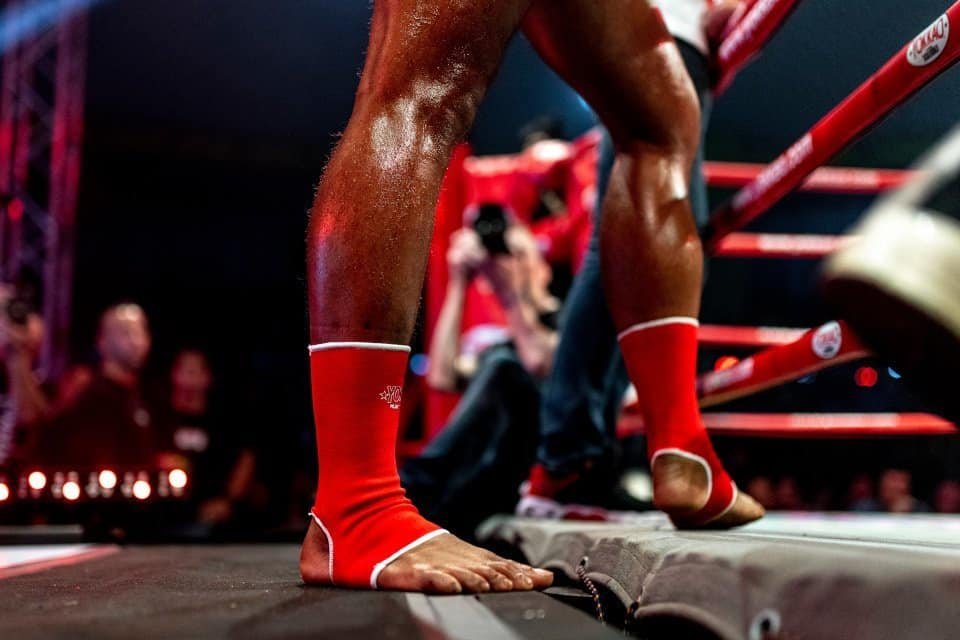 TIPOS DE SOPORTES DE TOBILLOS PARA MUAY THAI